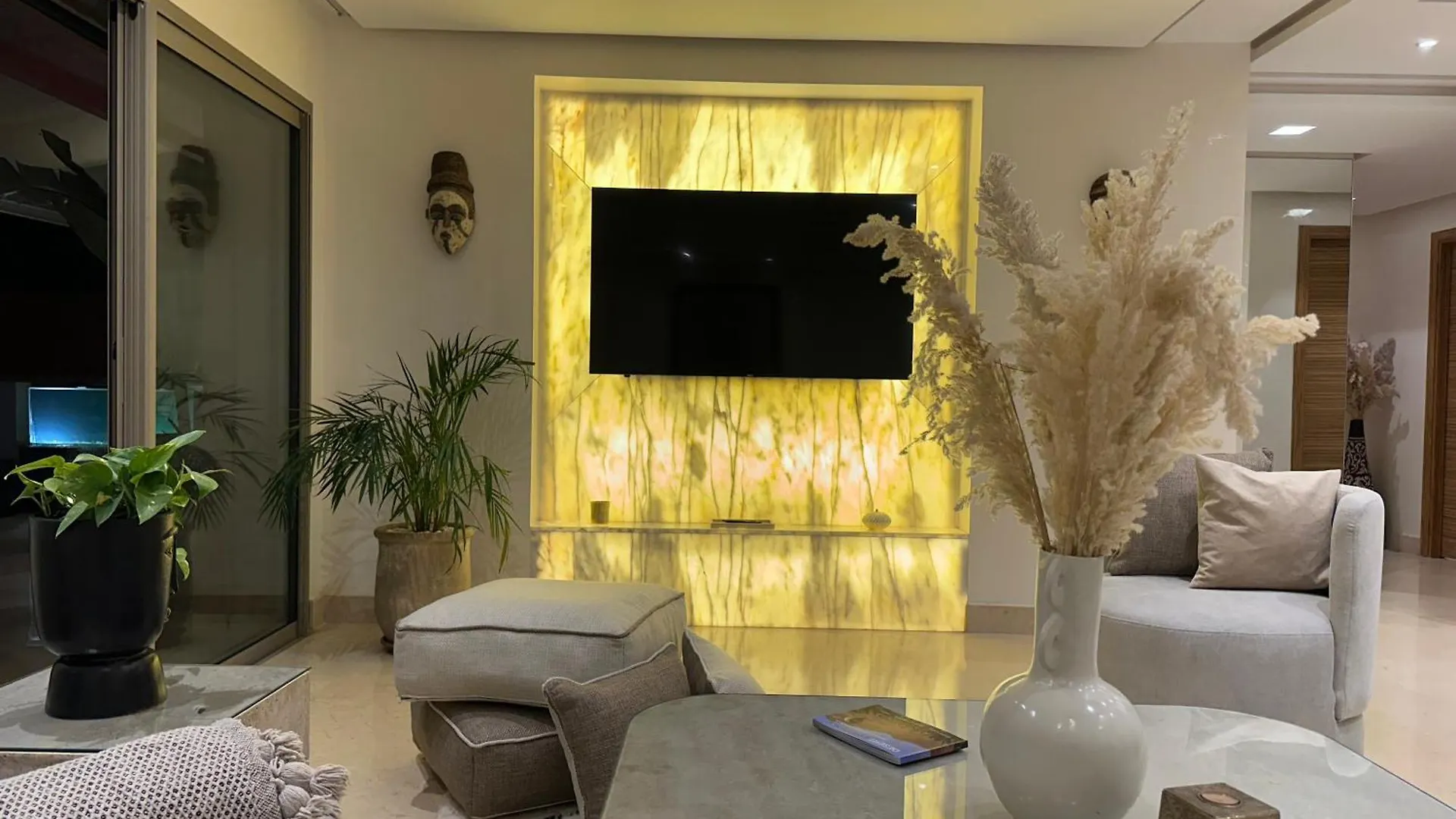 Nacarat Centre Gueliz 2Br Apartment Marrakesh