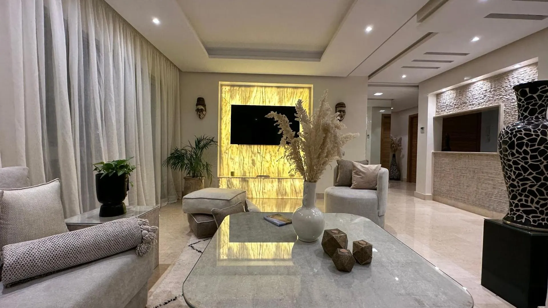 Nacarat Centre Gueliz 2Br Apartment Marrakesh