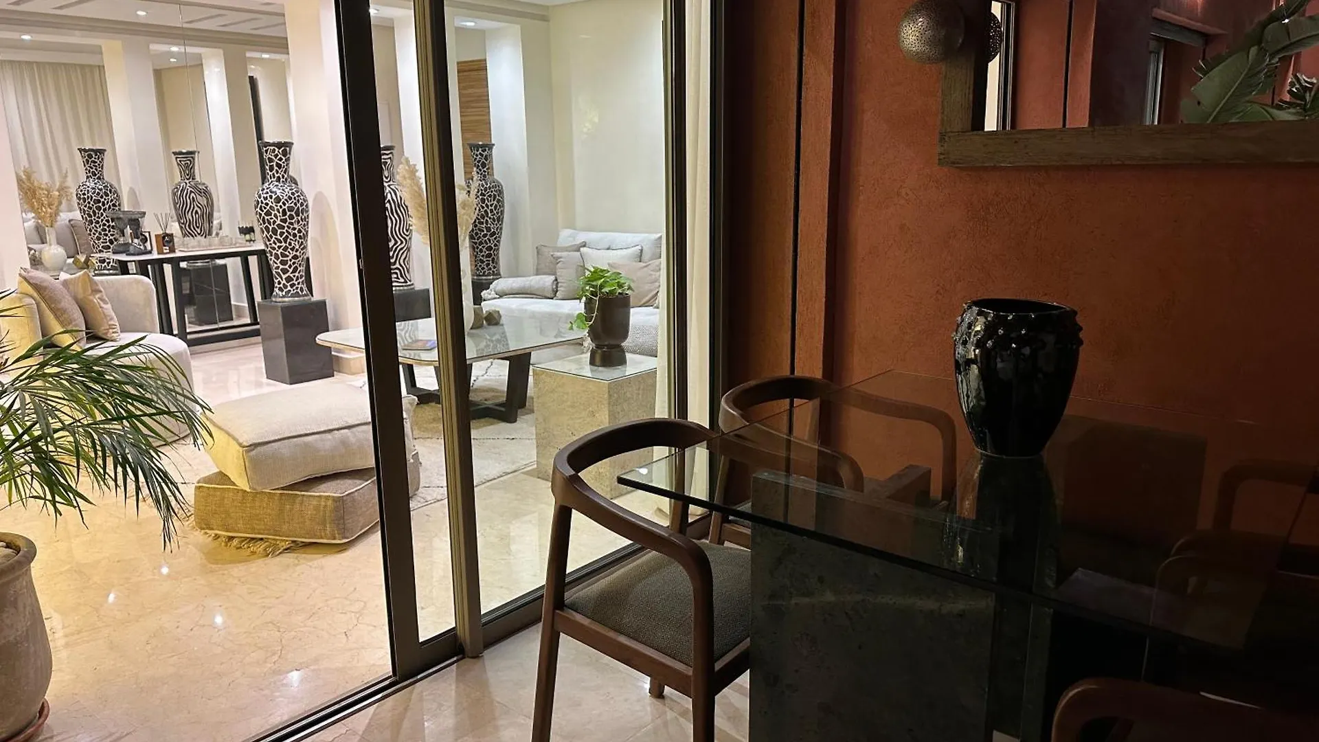 Nacarat Centre Gueliz 2Br Apartment Marrakesh