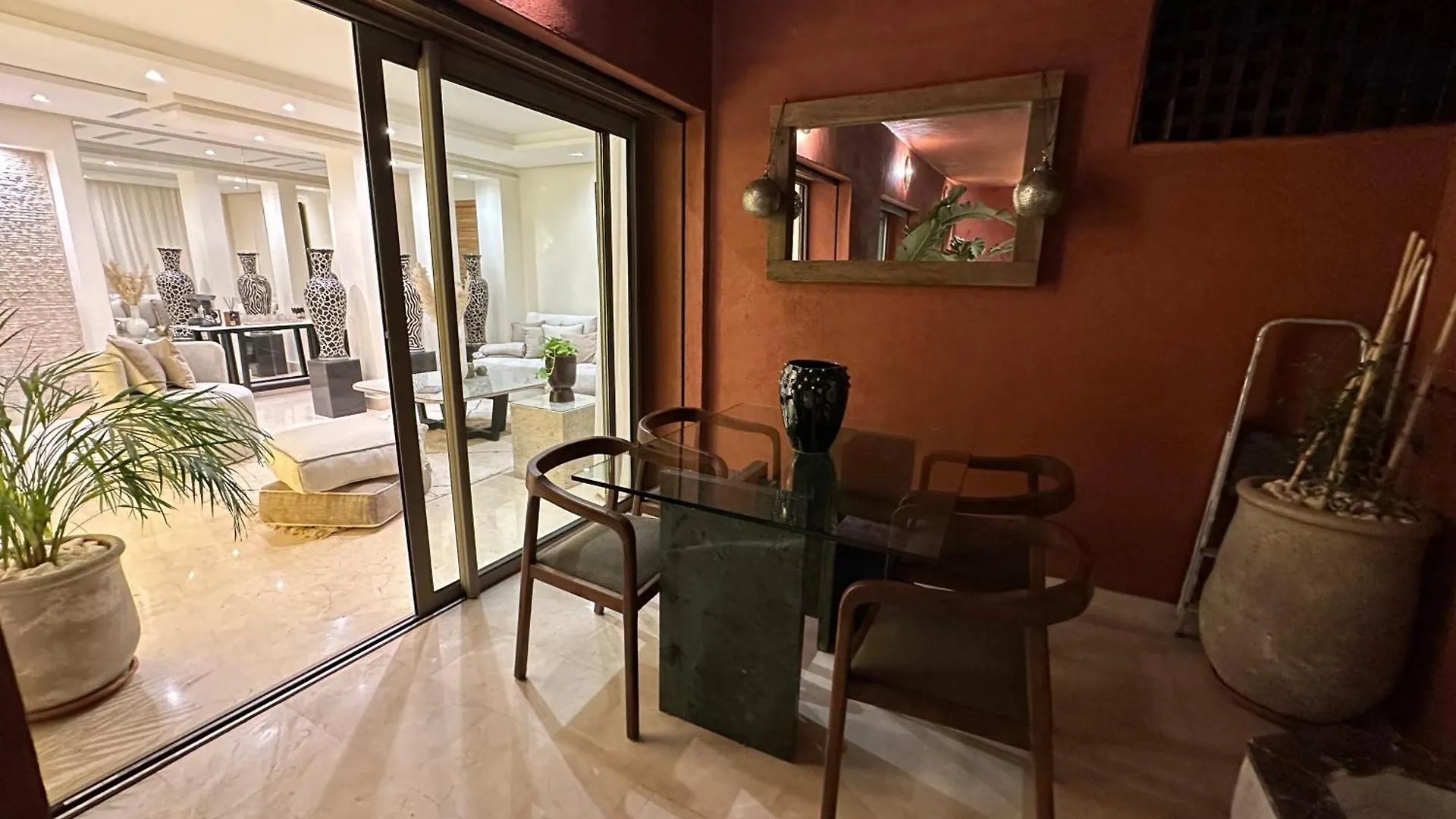 Nacarat Centre Gueliz 2Br Apartment Marrakesh Morocco