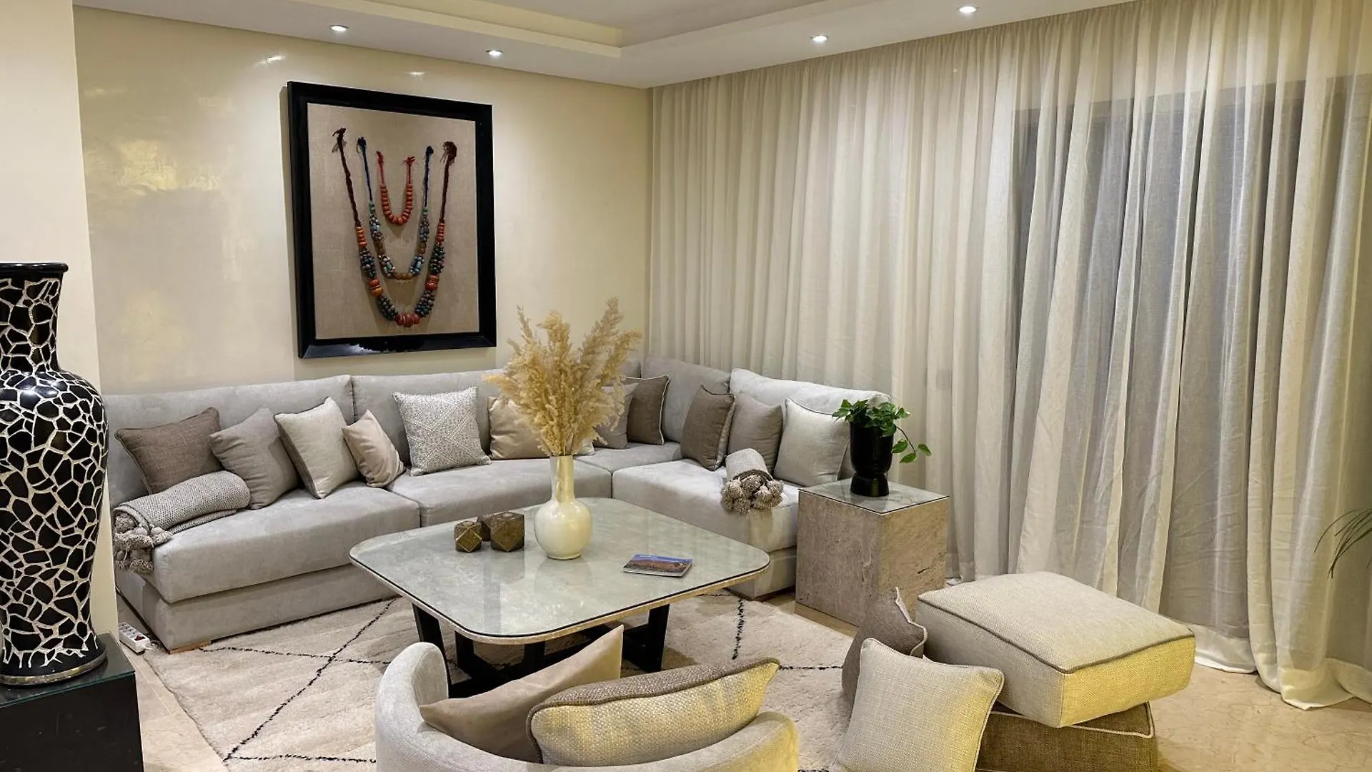 Nacarat Centre Gueliz 2Br Apartment Marrakesh