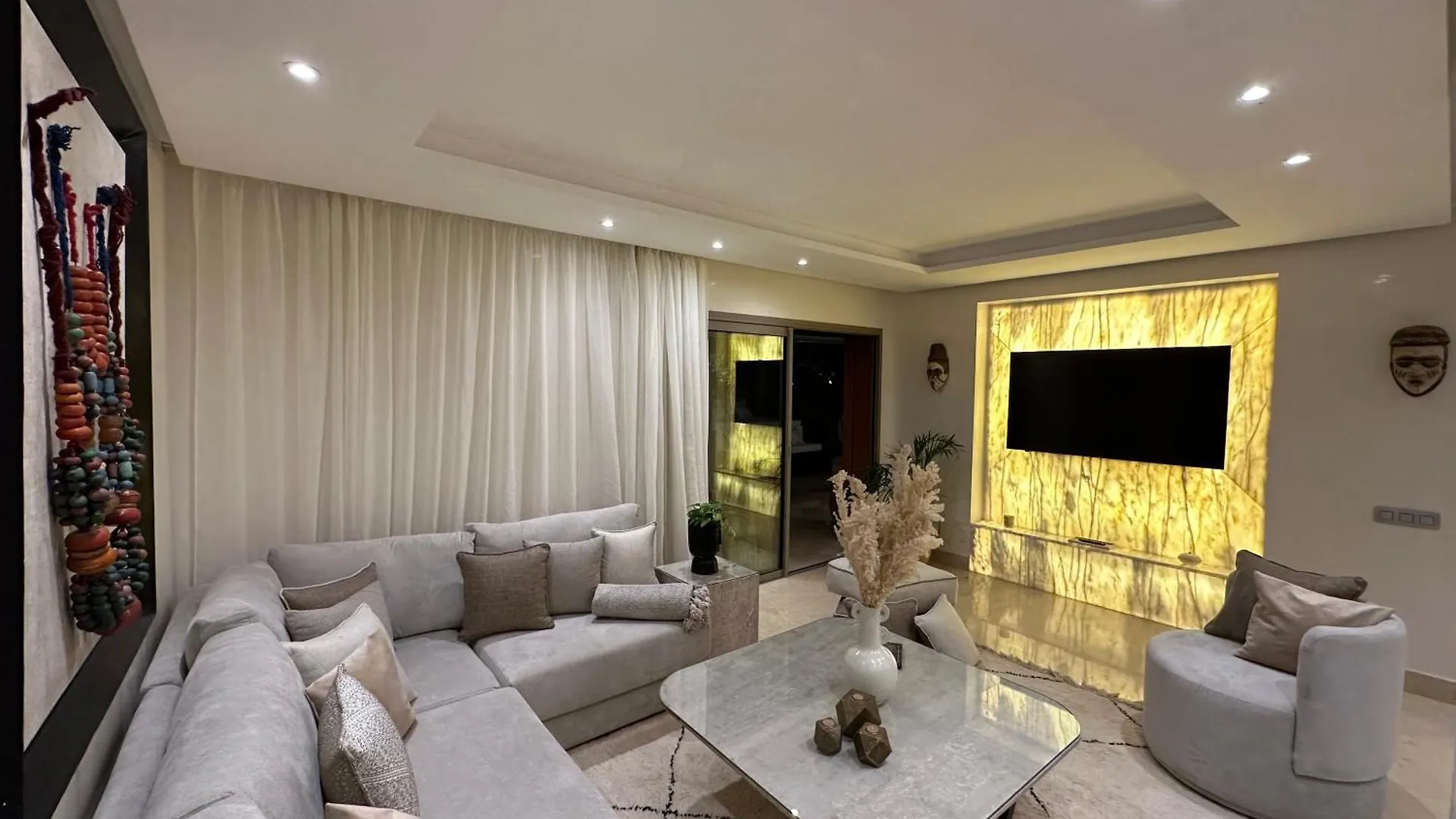 Nacarat Centre Gueliz 2Br Apartment Marrakesh